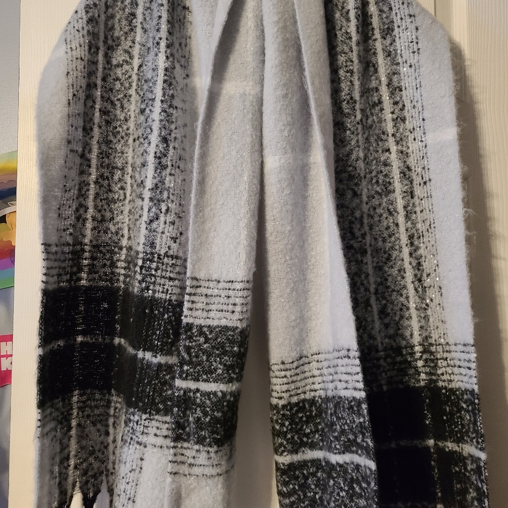 Time and true blanket scarf black / grey NS